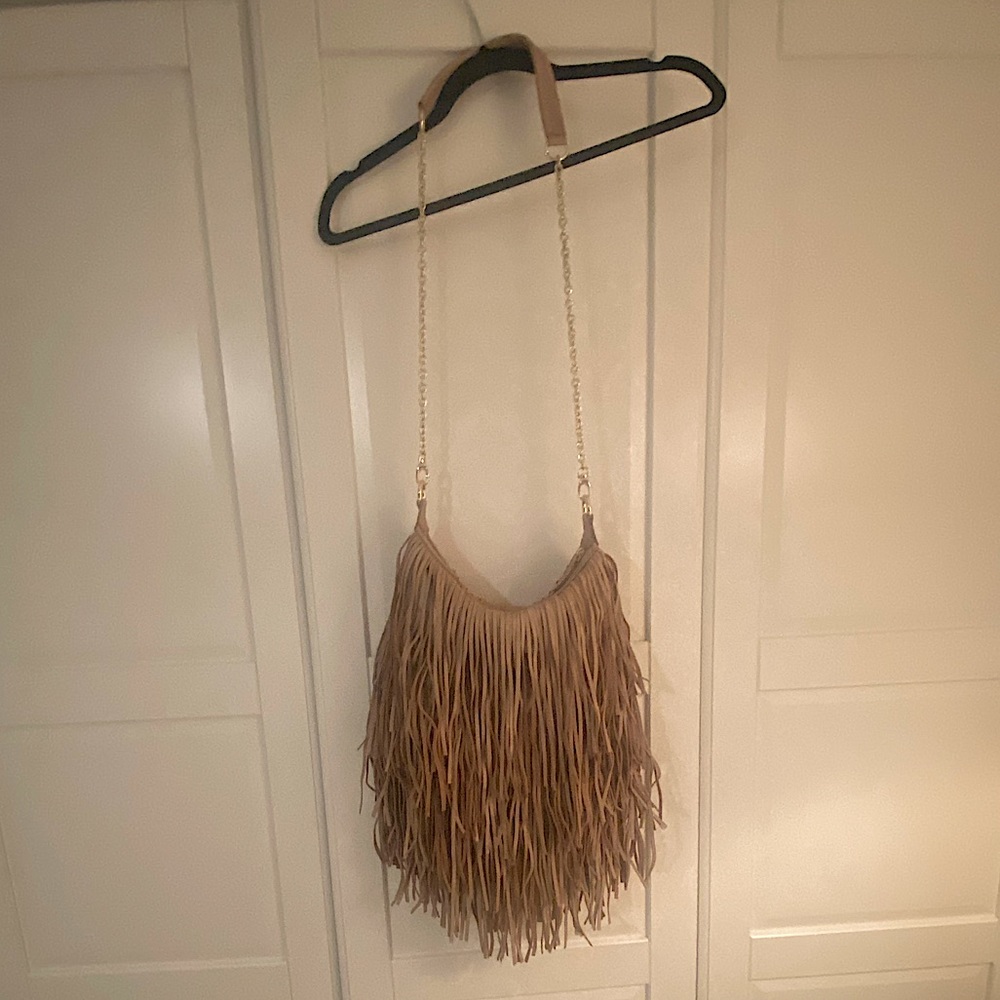 Monserat De Lucca Tan Leather Fringe Slouch Hobo Crossbody Bag Adjustable